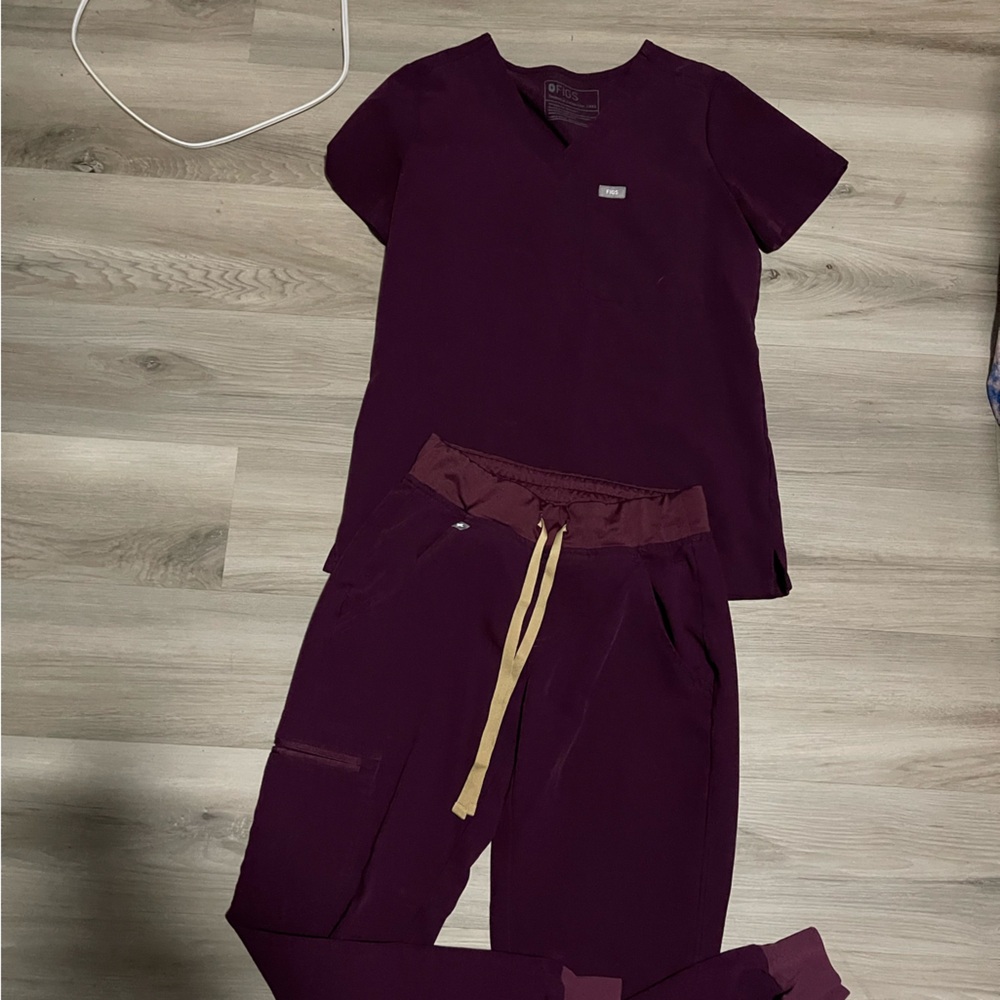 Figs dark purple set